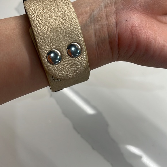 Wrap bracelet - Picture 7 of 8